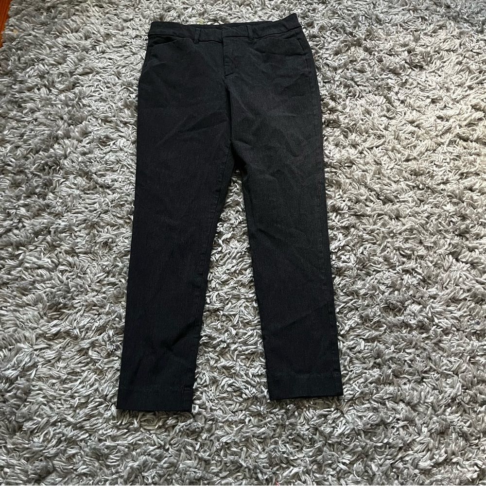 Old navy dark grey pixie pants size 4